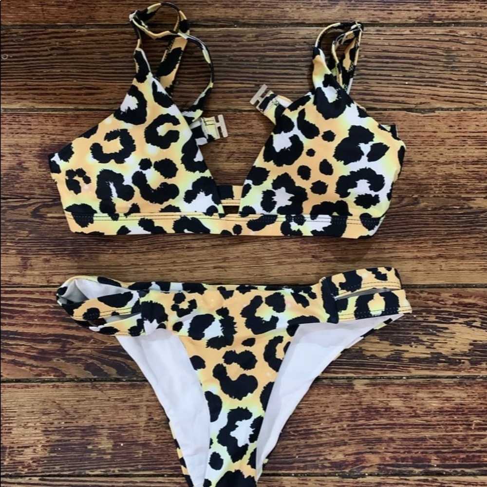 NEW! Cheetah bikini!